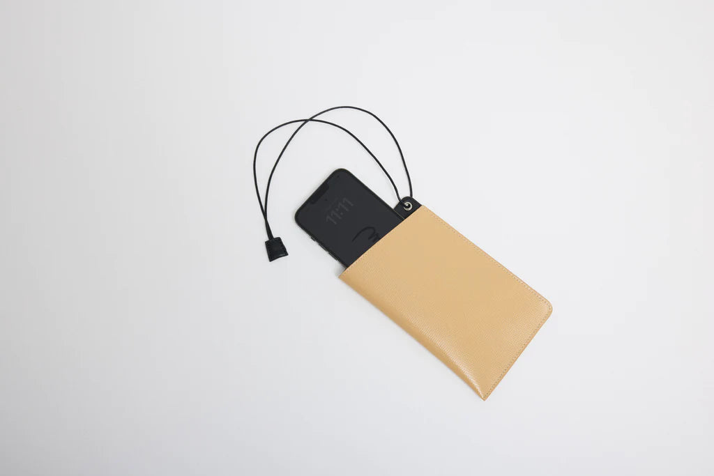PORTABLE CASE CREAM