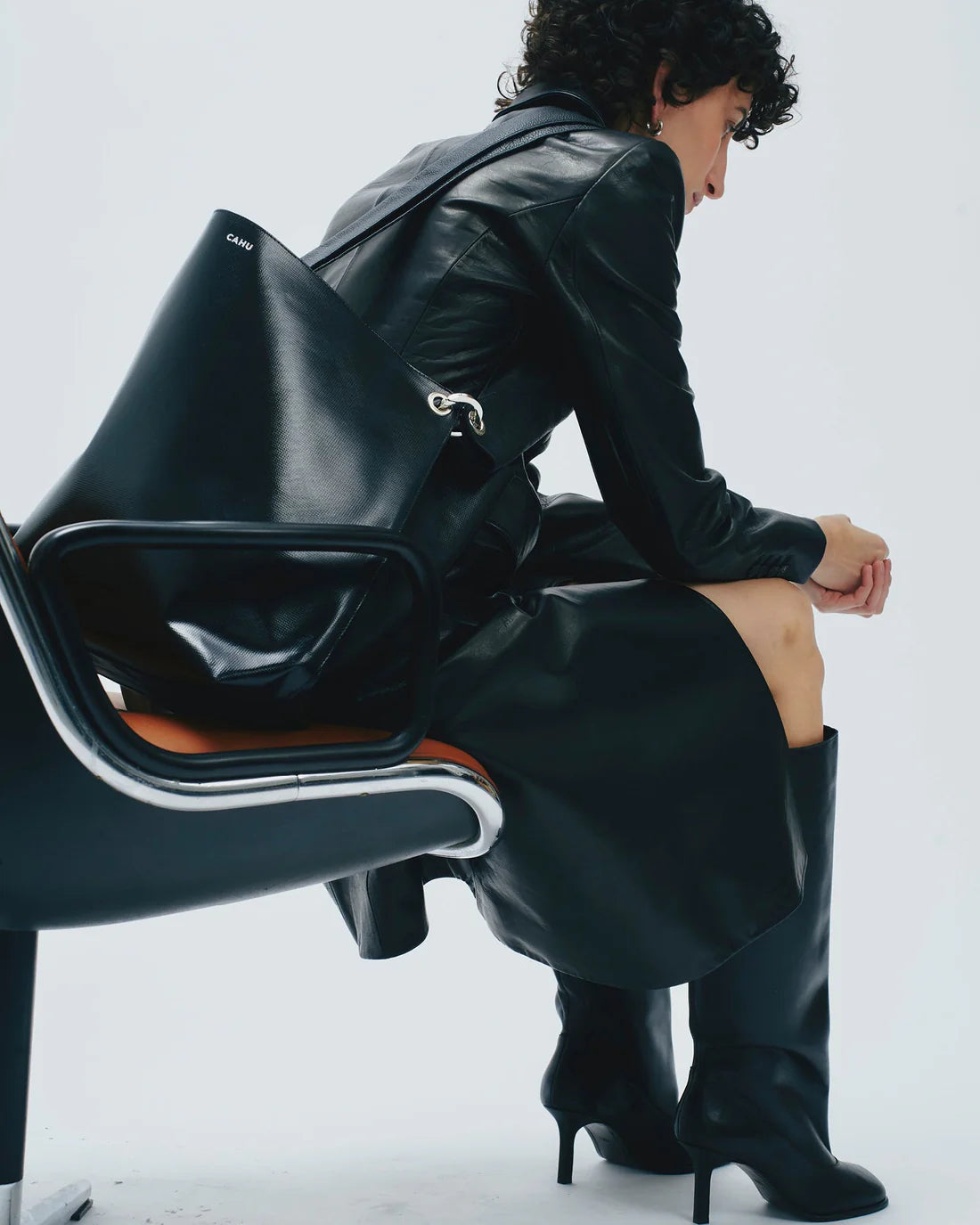 LE DAIAGONAL BLACK